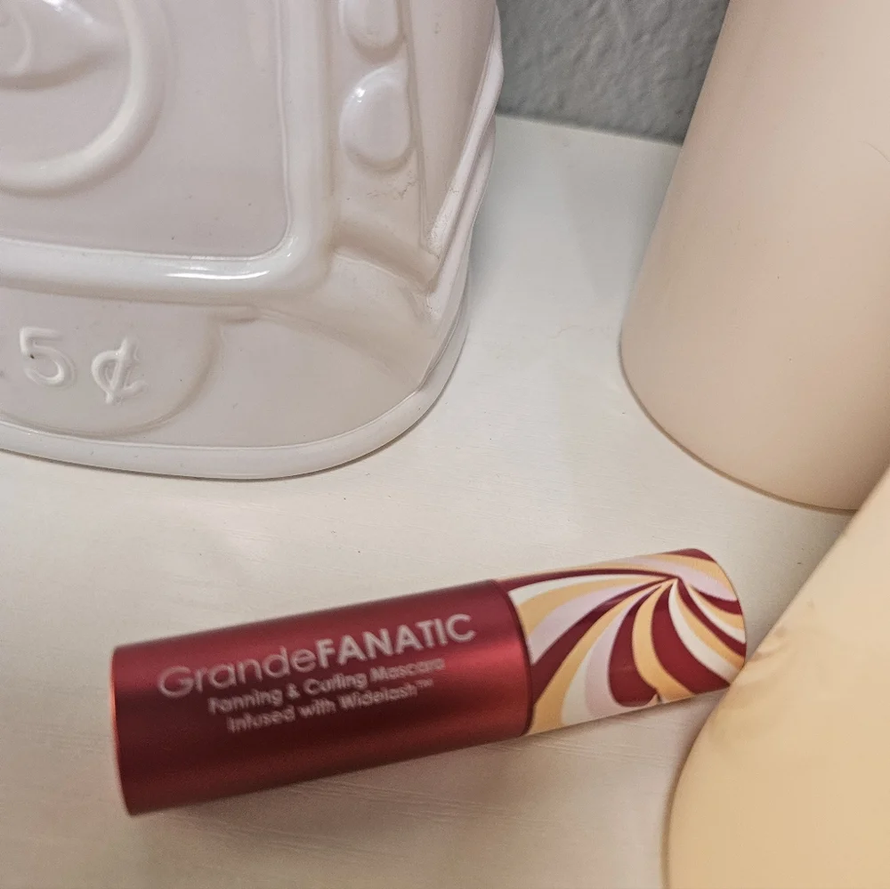 Grande Cosmetics Mascara